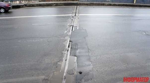 В Киеве на "отдых" готовится еще один аварийный мост 