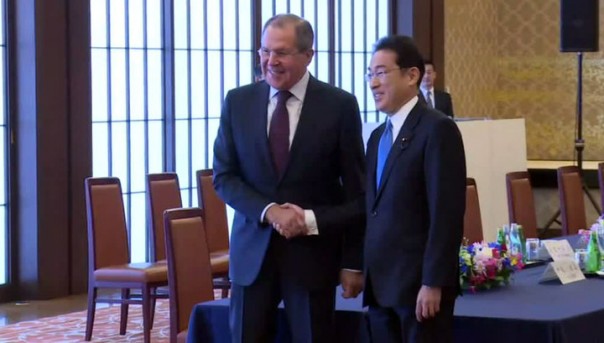 Главы МИД России и Японии, а также министры обороны обеих стран проводят пресс-конференцию