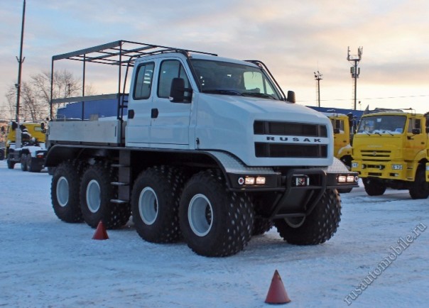 «Русак» восьмиколёсный