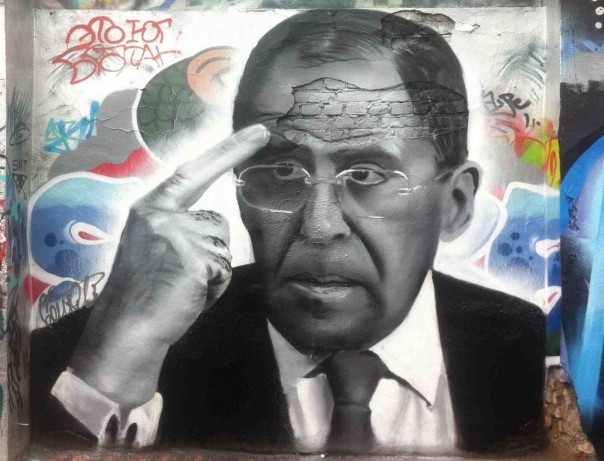 В Москве появилось граффити с Лавровым В Москве появилось граффити с Лавровым