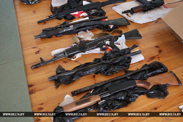 Неонацисты, терроризировавшие Донбасс, берутся за Белоруссию