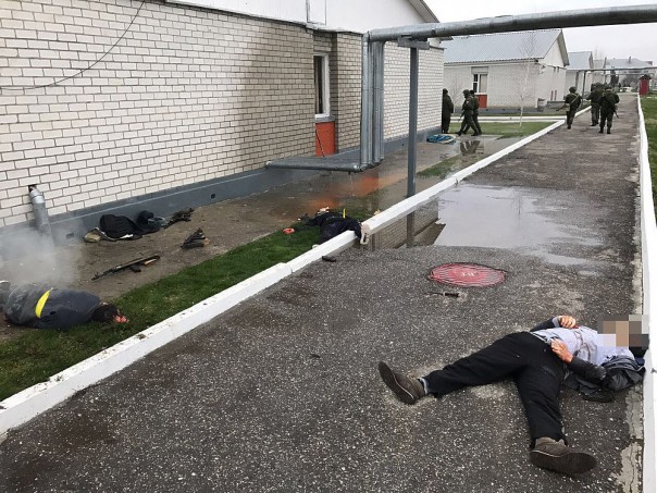 Часовой атакованной боевиками части в Чечне сам открыл им ворота