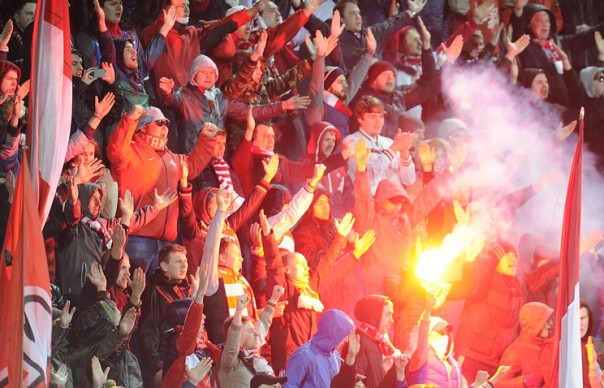 Три российских болельщика получили ножевые ранения в Белграде после матча "Спартака"