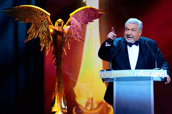 "Я знаю, что это вырежут. Такого очень давно не было, чтобы "Ника" была акцией протеста" "Я знаю, что это вырежут. Такого очень давно не было, чтобы "Ника" была акцией протеста"