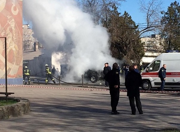 В Мариуполе взорвали полковника СБУ в собственном автомобиле