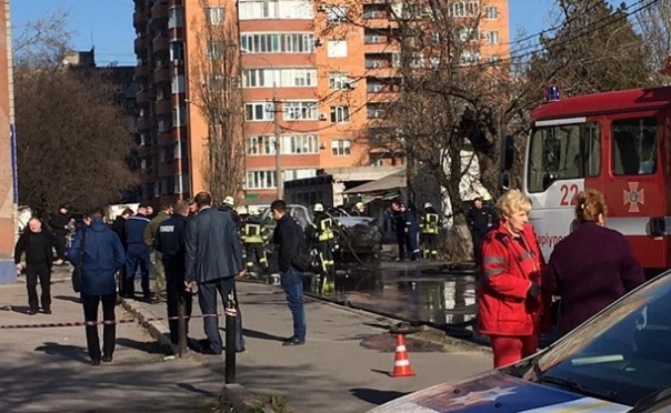 В Мариуполе взорвали полковника СБУ в собственном автомобиле