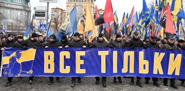 Олейник: Тимошенко и националисты готовы к отстранению Порошенко от власти