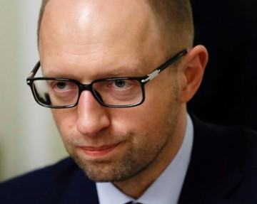 Почему Яценюк оказался в международном розыске?