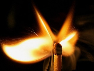 Спички свидомым не игрушка