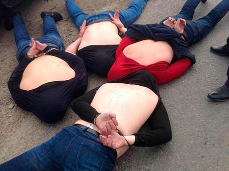 Задержаны подозреваемые в расстреле полицейских в Астрахани