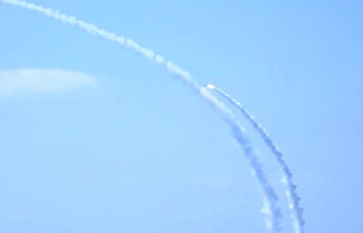 Источник: российская ракета "Циркон" достигла на испытаниях восьми скоростей звука Источник: российская ракета "Циркон" достигла на испытаниях восьми скоростей звука