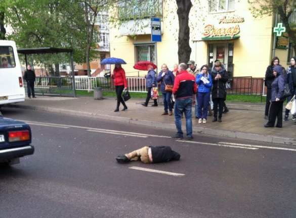 Типичная Украина: львовского подростка сбила машина и переехала «скорая»