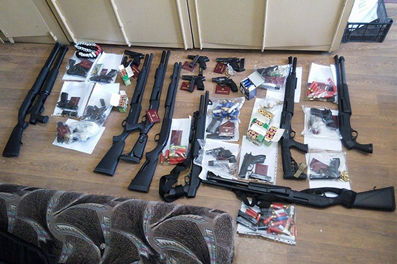 В Черкассах вооруженные люди заняли облэнерго