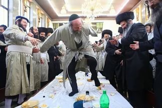 В преддверии шаббата. Лев Щаранский.