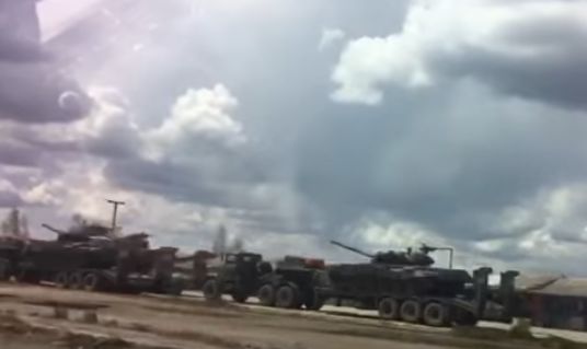 Укрофашисты стягивают военную технику в сторону Мариуполя