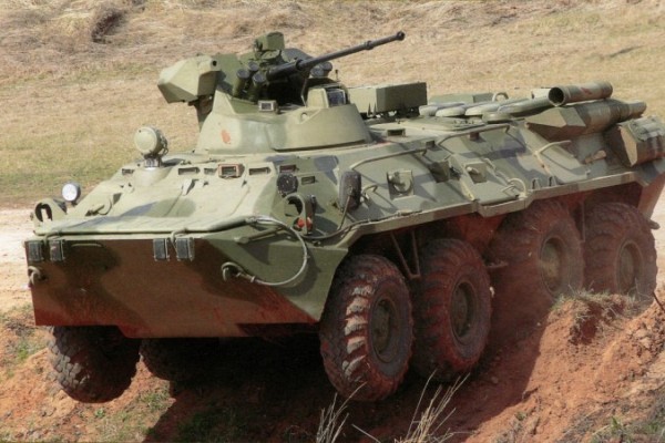 Западный военный округ получил на вооружение более 140 новейших БТР-82А Западный военный округ получил на вооружение более 140 новейших БТР-82А