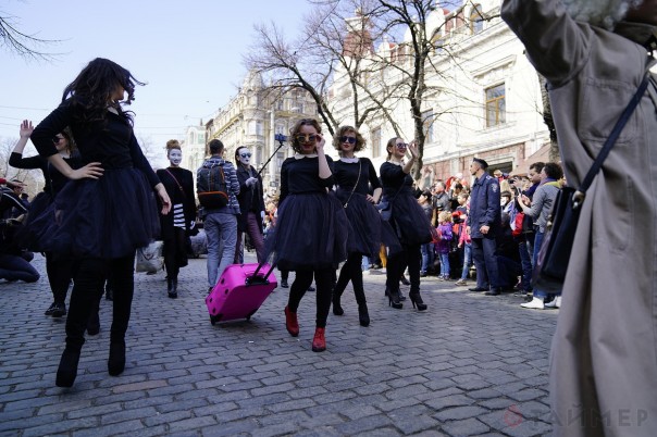 Дни дураков во время чумы Дни дураков во время чумы