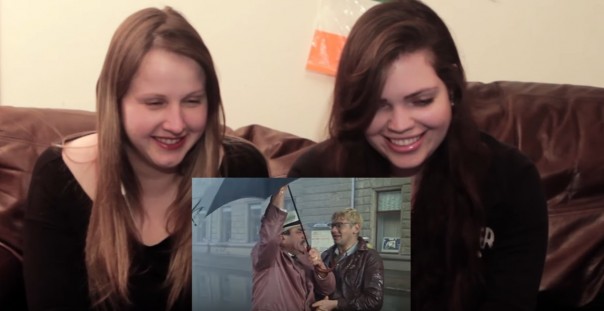 Даниель и Анна, две иностранки смотрят «Операция Ы (Напарник)»