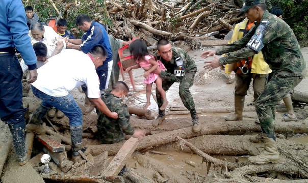 Волна стихии: в Колумбии более 250 человек погибли при сходе селевого потока Волна стихии: в Колумбии более 250 человек погибли при сходе селевого потока