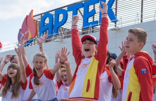 Крымские приключения укров. Зрады, перемоги... Ну и вообще познавательно. Крымские приключения укров. Зрады, перемоги... Ну и вообще познавательно.