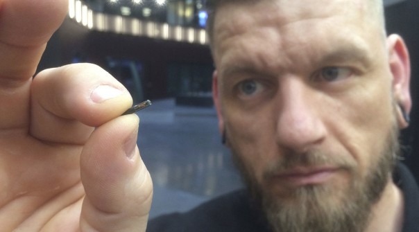 Шведская компания вживляет микрочипы в своих сотрудников