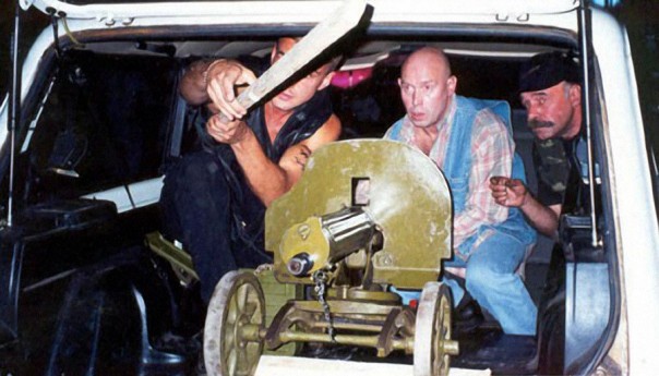 «Ужасный свитер! Надо в нем сниматься»: как создавали фильмы «Брат» и «Брат 2» «Ужасный свитер! Надо в нем сниматься»: как создавали фильмы «Брат» и «Брат 2»