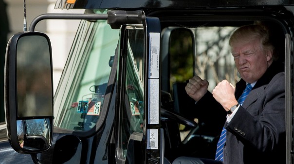 Созывайте Совбез! Срочно! Юлия Витязева Созывайте Совбез! Срочно! Юлия Витязева