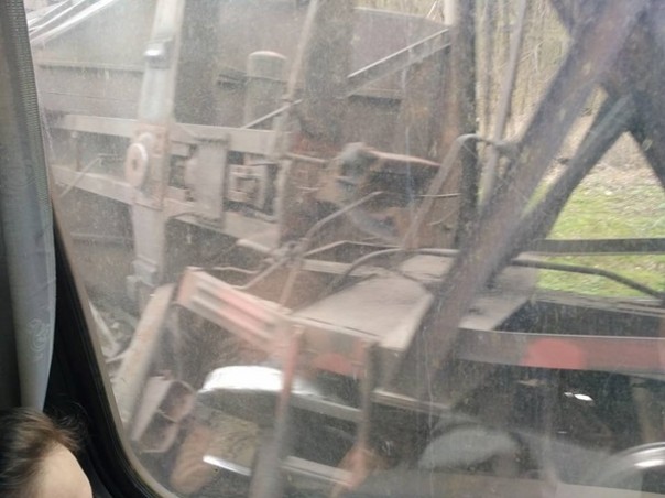 Под Мариуполем сошел с рельсов грузовой поезд Под Мариуполем сошел с рельсов грузовой поезд