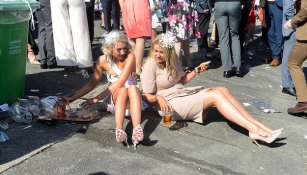 Учитесь, ватники, как отдыхают настоящие бараны и баронесы, сэры и серихи