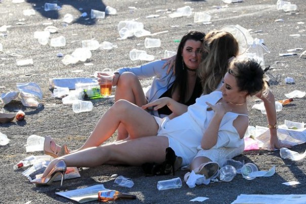 Учитесь, ватники, как отдыхают настоящие бараны и баронесы, сэры и серихи