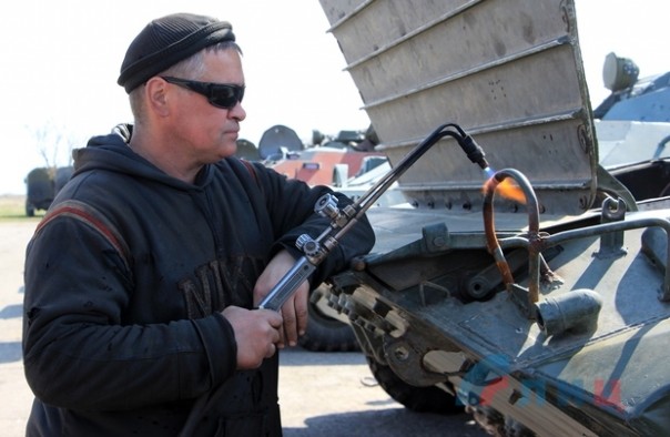 Сводка от НМ ЛНР 14 апреля 2017. Укрофашисты за неделю выпустили по территории Республики 464 боеприпаса Сводка от НМ ЛНР 14 апреля 2017. Укрофашисты за неделю выпустили по территории Республики 464 боеприпаса