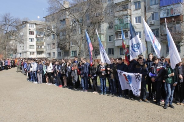 Сводка от НМ ЛНР 15 апреля 2017. Республика готовится к параду 9 мая. Подготовка военнослужащих НМ ЛНР и военной техники