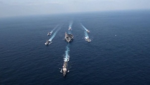 Стратегическое терпение кончилось: США отправляют к берегам КНДР еще два авианосца