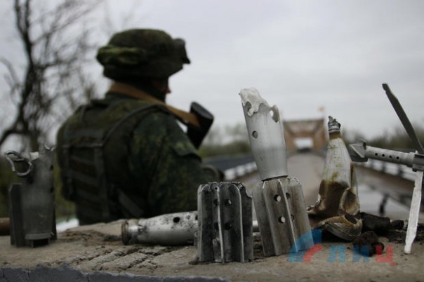 Сводка от НМ ЛНР 18 апреля 2017. Киев вновь сорвал разведение сил. Брифинг уполномоченного представителя ЛНР на переговорах в Минске В. Дейнего