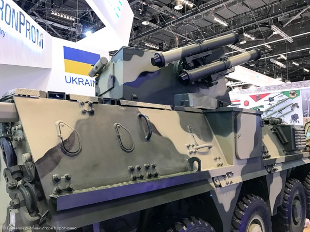 Экспозиция Украины на IDEX-2017. Не стреляйте в пианиста, он играет как умеет!