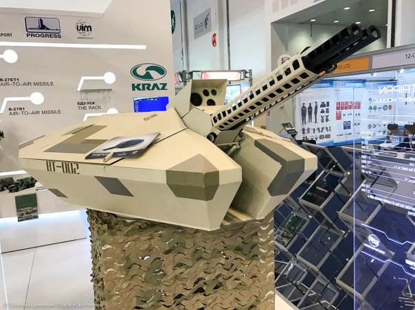 Экспозиция Украины на IDEX-2017. Не стреляйте в пианиста, он играет как умеет! Экспозиция Украины на IDEX-2017. Не стреляйте в пианиста, он играет как умеет!