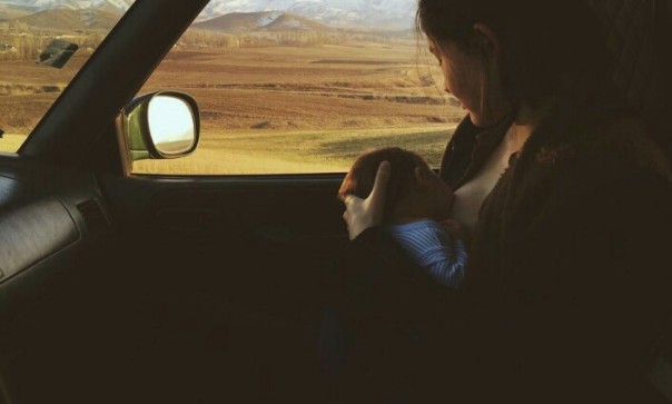 Дочь президента Кыргызстана удалилась из соцсетей из-за критики ее откровенных фото