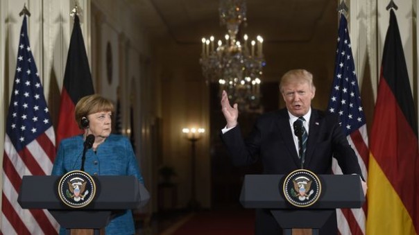 Дональд Трамп и Ангела Меркель по-прежнему не нашли общий язык