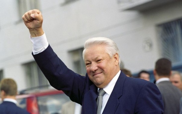 "Ельцин дал нам свободу!" vs "А потом мы поняли, что нас обманули"