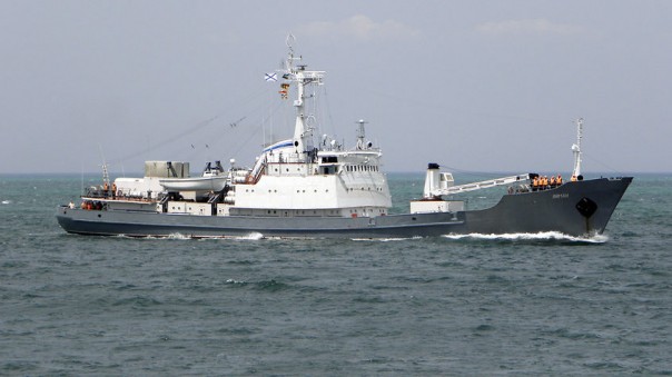 Корабль ЧФ столкнулся с судном в Чёрном море