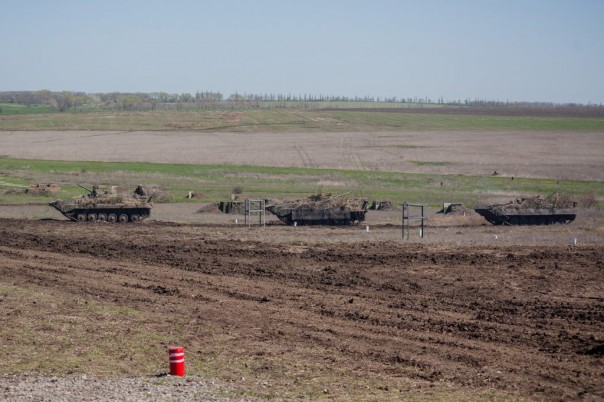 Сводка от МО ДНР 29 апреля 2017. Укрофашисты за сутки 53 раза нарушили «режим тишины», ранена мирная жительница и один военнослужащий ДНР