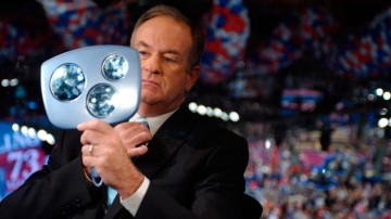 Назвавший Путина убийцей журналист выплатил 13 млн  долларов за домогательства