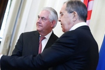 Размен состоялся? Киев начал спешно выполнять Минск-2 после встречи Лаврова и Тиллерсона