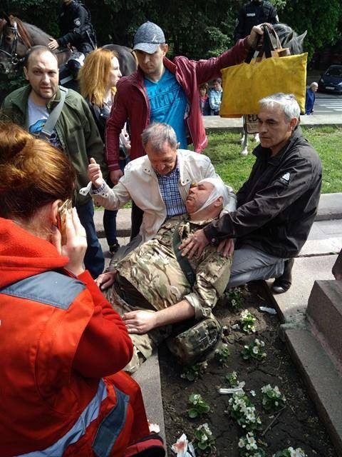 По всей б.Украине нацисты получают массовый отпор от населения и полиции По всей б.Украине нацисты получают массовый отпор от населения и полиции