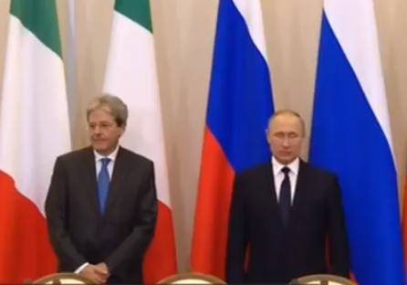 Владимир Путин и премьер-министр Италии проводят пресс-конференцию по итогам встречи