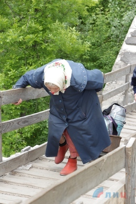 Сводка от НМ ЛНР 18 мая 2017. Киев вновь сорвал разведение сил у Станицы Луганской Сводка от НМ ЛНР 18 мая 2017. Киев вновь сорвал разведение сил у Станицы Луганской