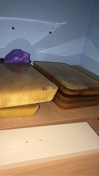 Доколе Киев будет грабить "Янтарную Народную Республику"? На Львовщине задержали контрабанду янтаря в ЕС Доколе Киев будет грабить "Янтарную Народную Республику"? На Львовщине задержали контрабанду янтаря в ЕС