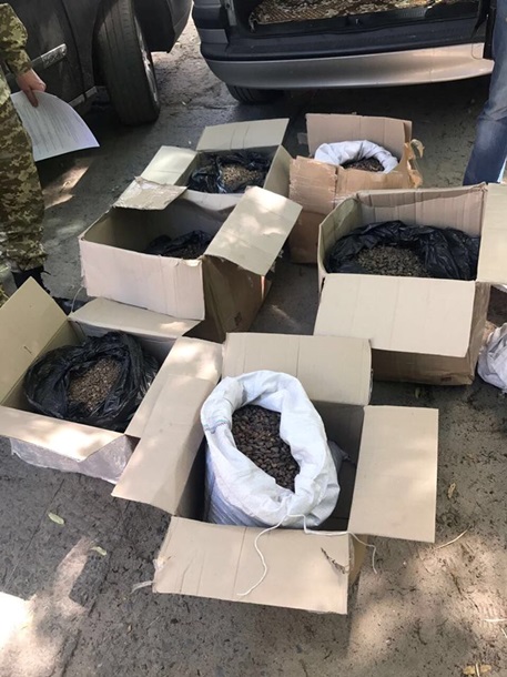 Доколе Киев будет грабить "Янтарную Народную Республику"? На Львовщине задержали контрабанду янтаря в ЕС Доколе Киев будет грабить "Янтарную Народную Республику"? На Львовщине задержали контрабанду янтаря в ЕС