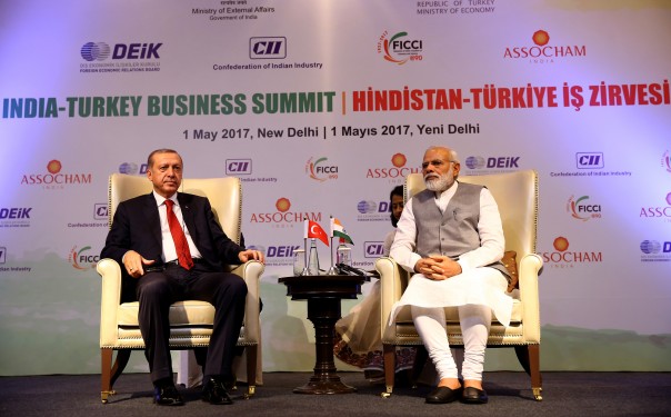 Турция и Индия могут перейти на расчеты в нацвалюте Турция и Индия могут перейти на расчеты в нацвалюте