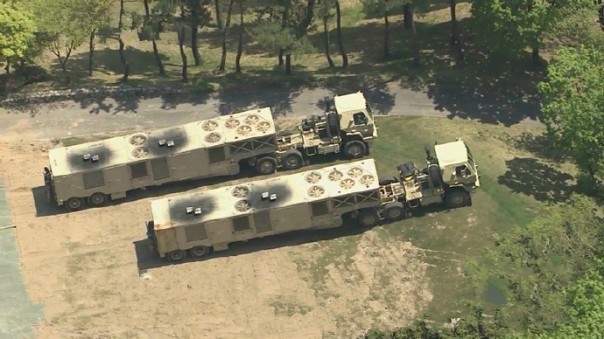 Позиции систем заатмосферного перехвата ракет THAAD в южнокорейской провинции Кенсан-Намдо Позиции систем заатмосферного перехвата ракет THAAD в южнокорейской провинции Кенсан-Намдо